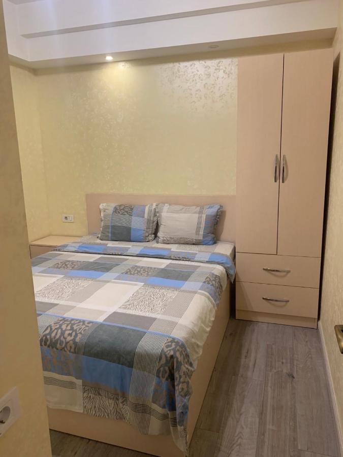 יירבאן Comfortable Apartment In Center מראה חיצוני תמונה
