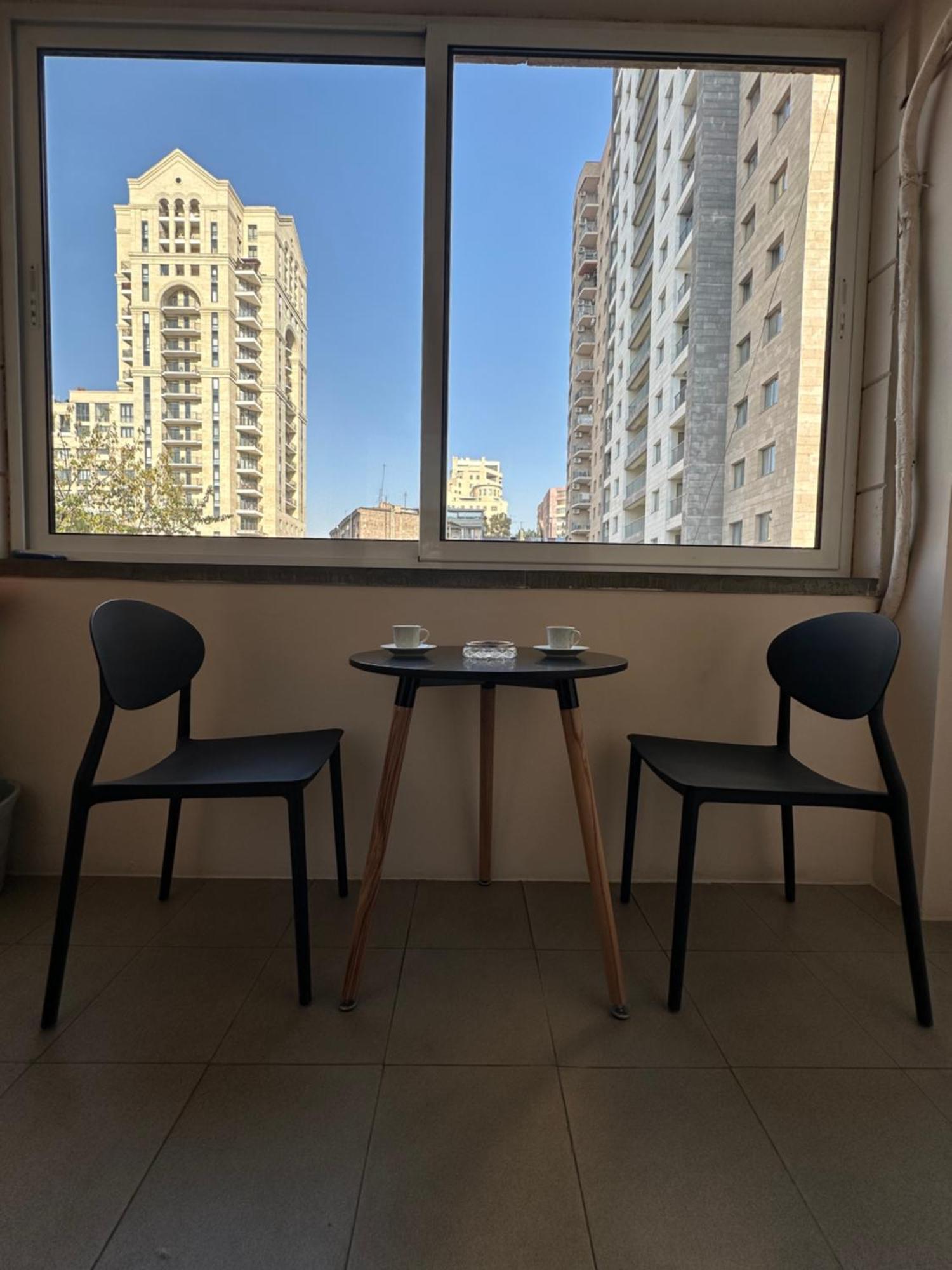 יירבאן Comfortable Apartment In Center מראה חיצוני תמונה