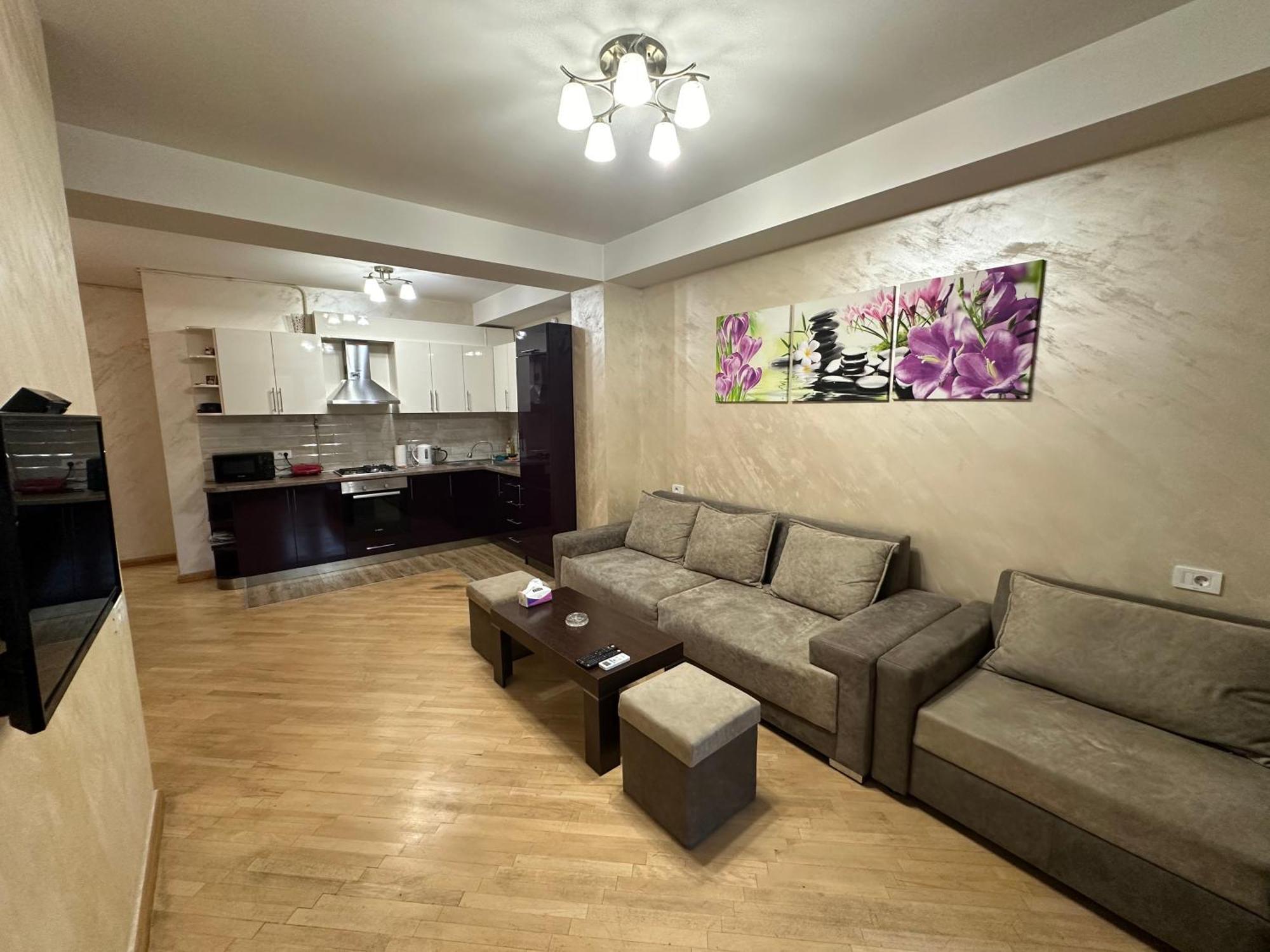 יירבאן Comfortable Apartment In Center מראה חיצוני תמונה