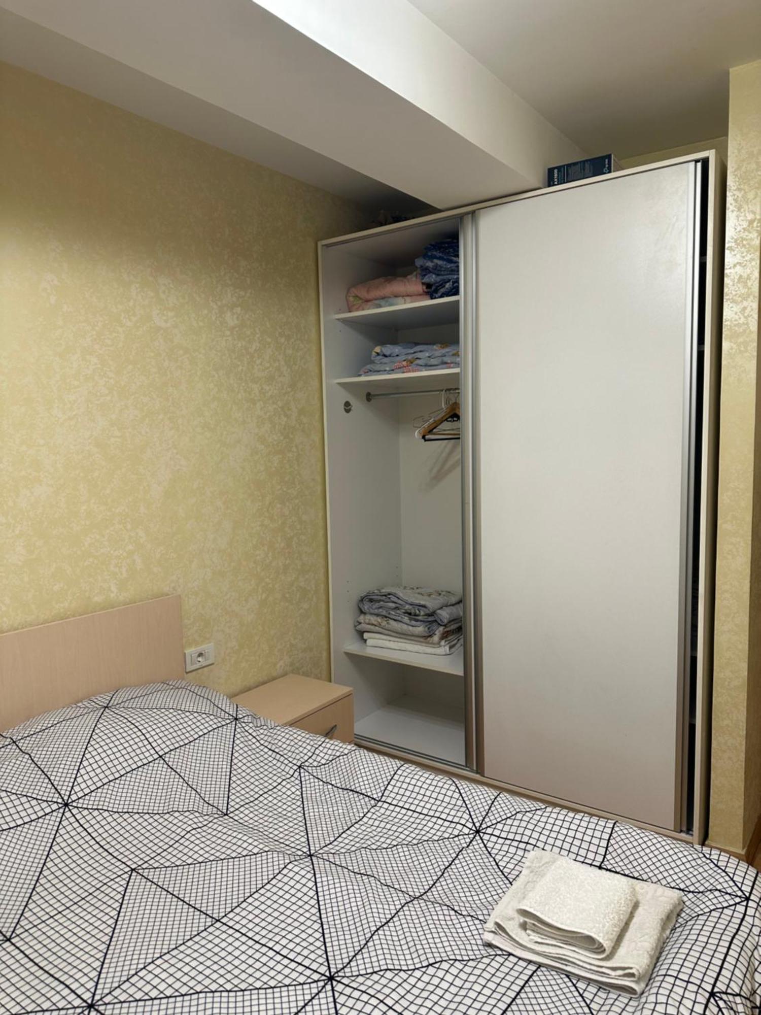 יירבאן Comfortable Apartment In Center מראה חיצוני תמונה