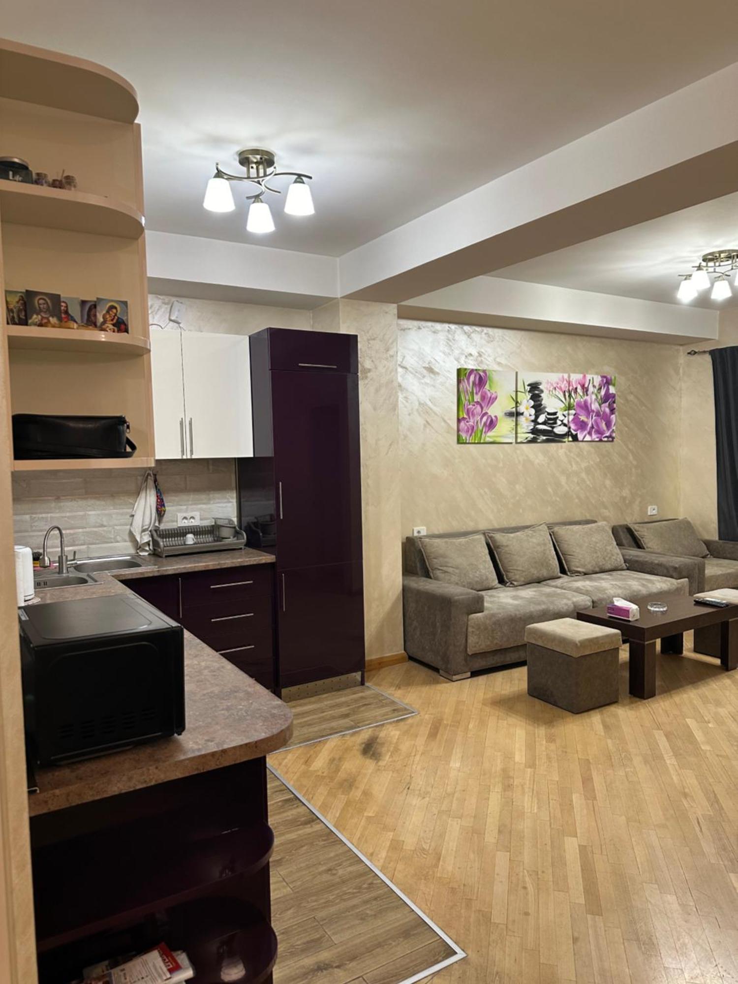 יירבאן Comfortable Apartment In Center מראה חיצוני תמונה
