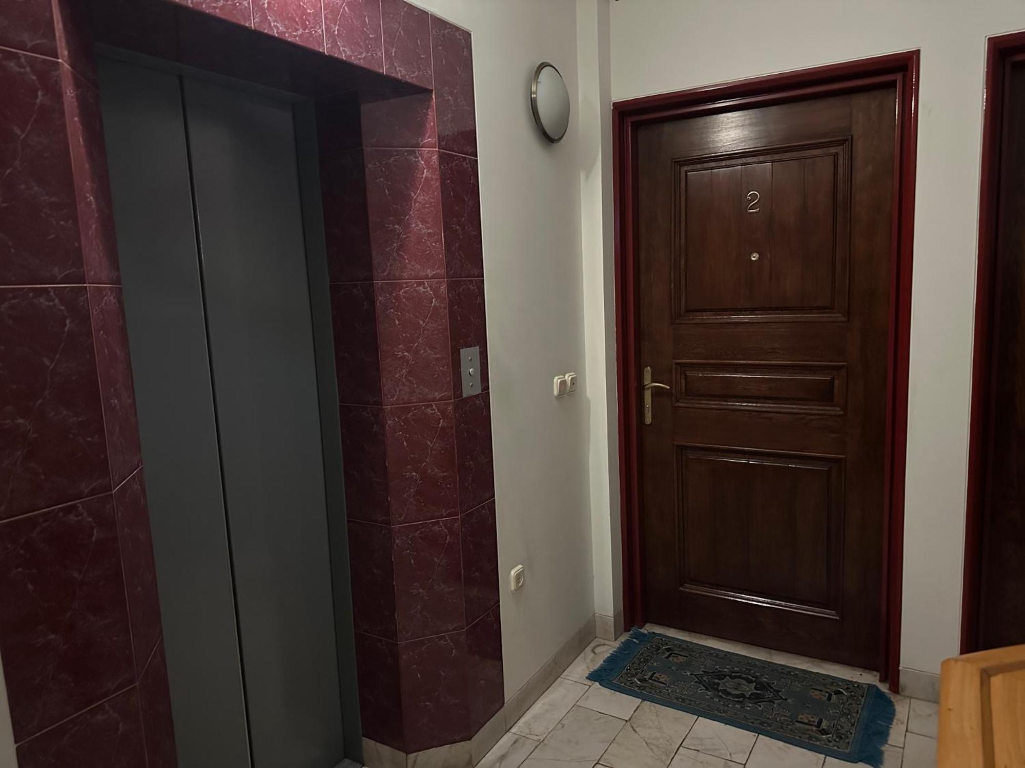יירבאן Comfortable Apartment In Center מראה חיצוני תמונה