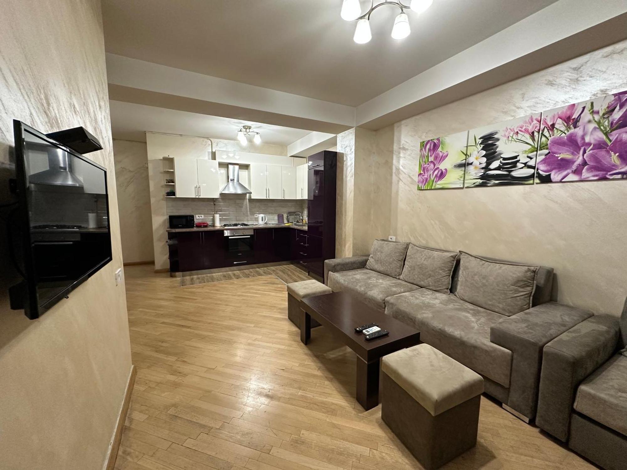 יירבאן Comfortable Apartment In Center מראה חיצוני תמונה