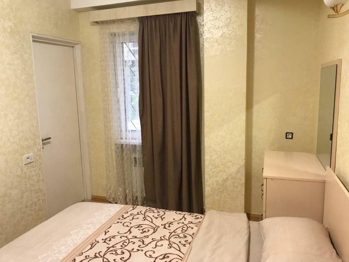 יירבאן Comfortable Apartment In Center מראה חיצוני תמונה